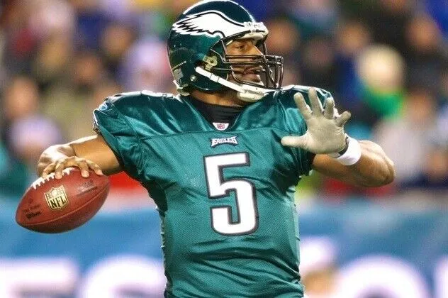 Donovan McNabb Signed Philadelphia Eagles Mini-Helmet (Schwartz COA) Pro Bowl QB