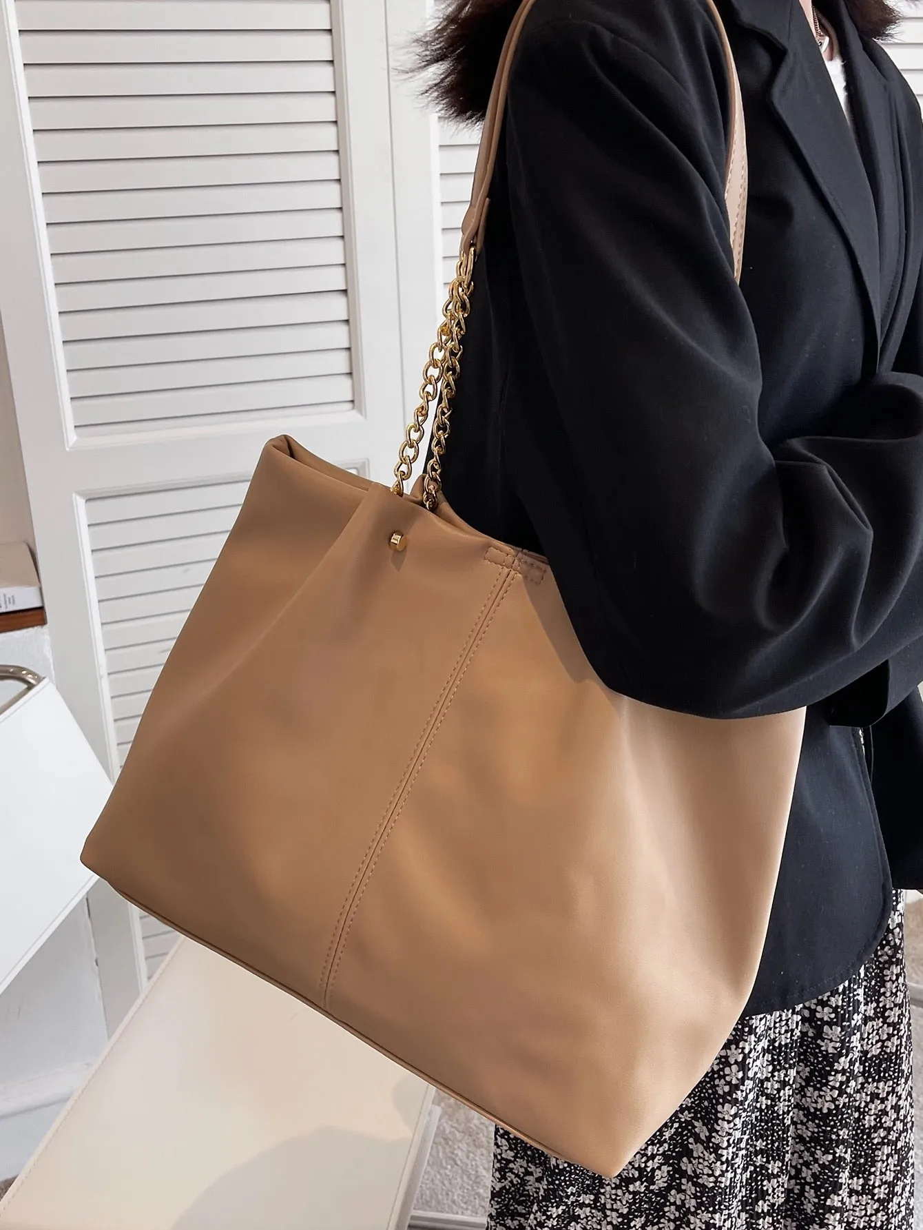Minimalist Chain Strap Shoulder Tote Bag - Khaki- FD ⚡