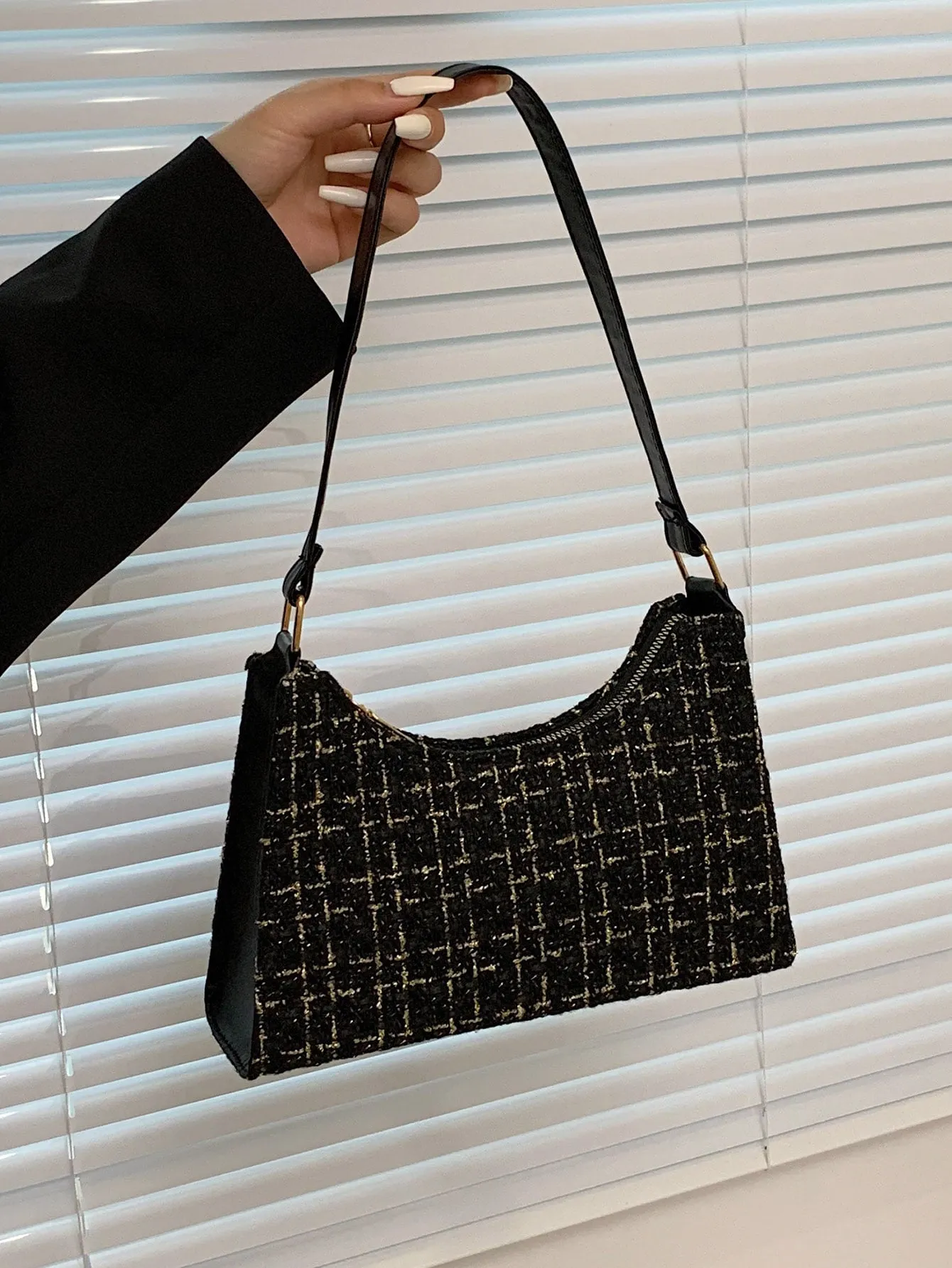 Plaid Pattern Baguette Bag - Black