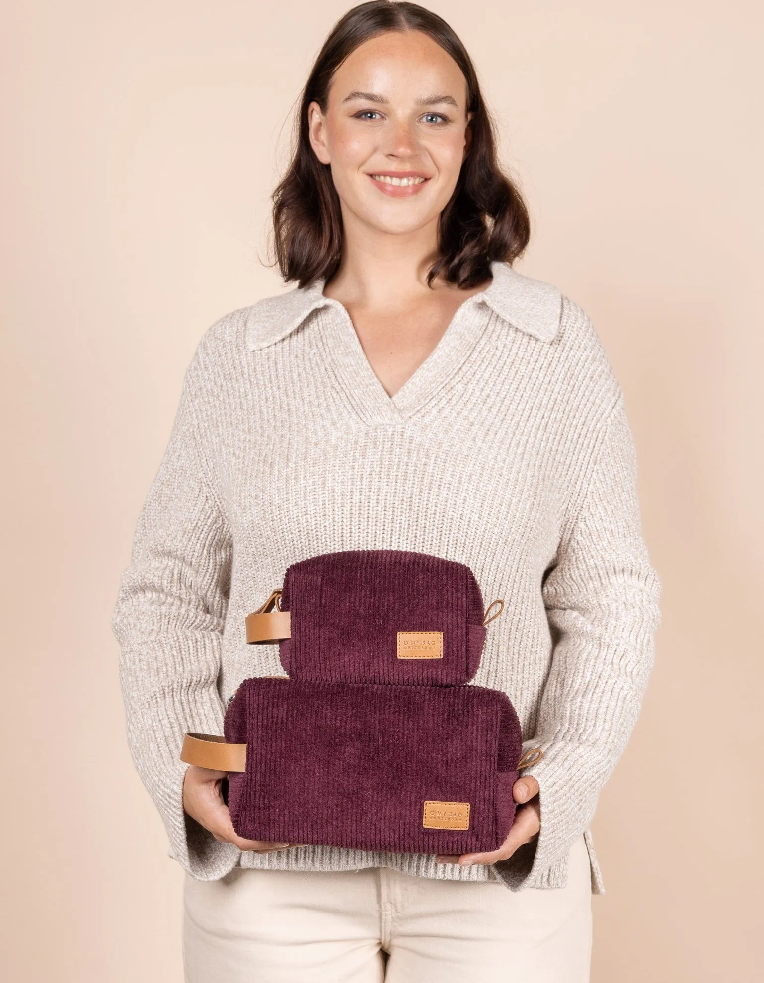 Ted Small Corduroy & Vegan Apple Leather Travel Case | Burgundy